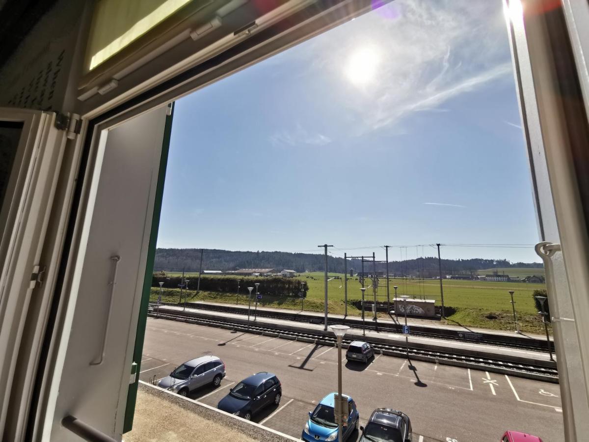Hotel16 By Messe & Stadion Suisse In Minuten & Late Check-In Schupfen ภายนอก รูปภาพ