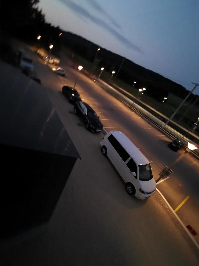 Hotel16 By Messe & Stadion Suisse In Minuten & Late Check-In Schupfen ภายนอก รูปภาพ